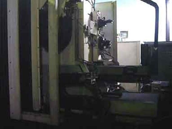 Huron High Precision EXC 30 (5 axes simultaneous)