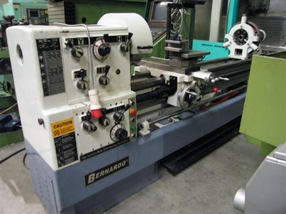 Bernardo Titan 560