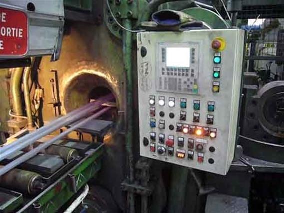 Lindemann Alu-extrusion line