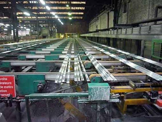 Lindemann Alu-extrusion line