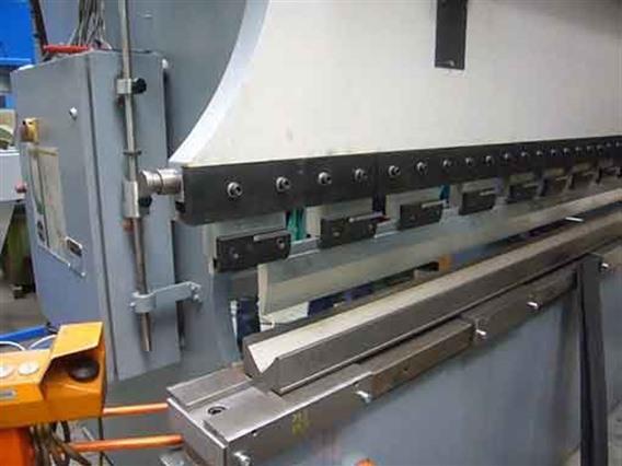 Adaptive tooling Haco-lvd-amada