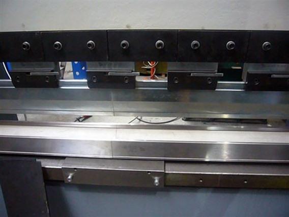 Adaptive tooling Haco-lvd-amada