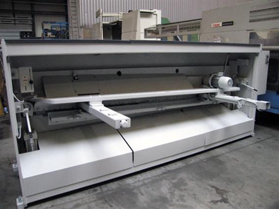 LVD HST 31/6.35 CNC