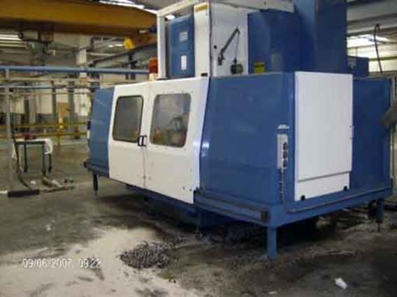 Supermax YCM-VMC-165A CNC