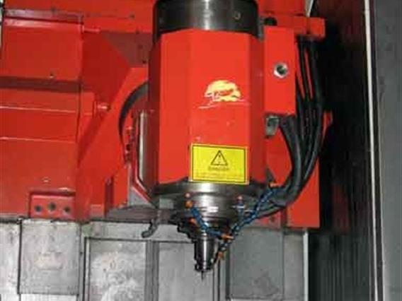 Huron High Precision EXN 30 (6 axis CNC)