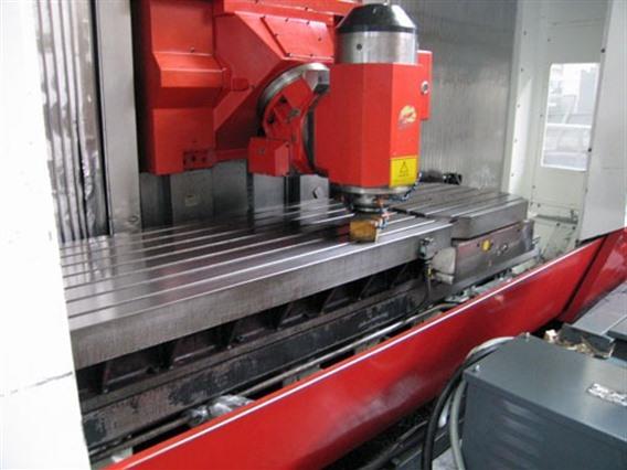 Huron High Precision EXN 30 (6 axis CNC)