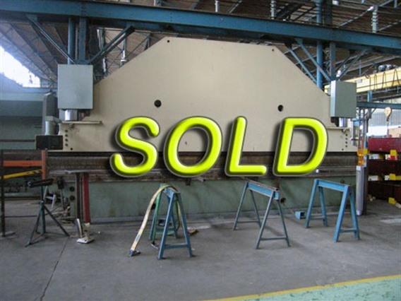 Jean Perrot 300T x 7000mm CNC