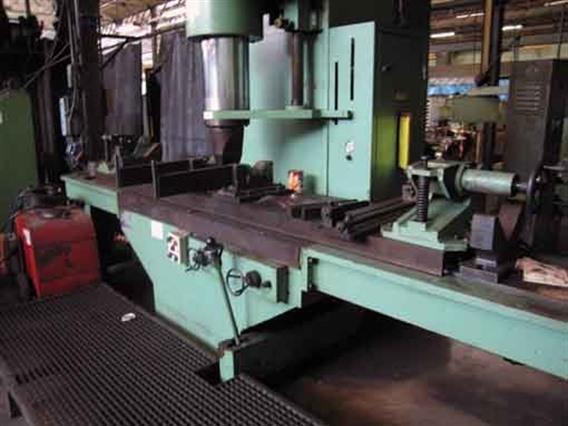 Cosmo PV 141 - 250 Ton