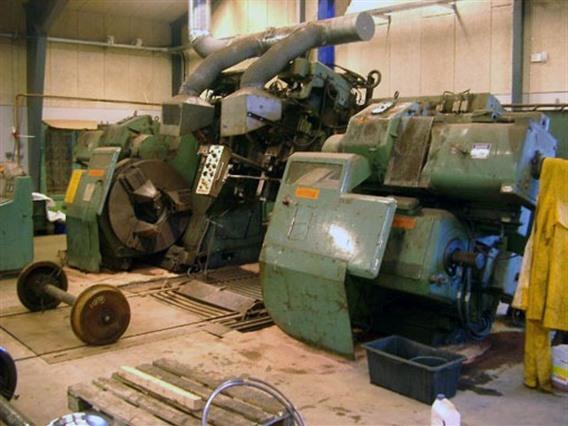 Hegenscheidt 165 Train wheel Lathe