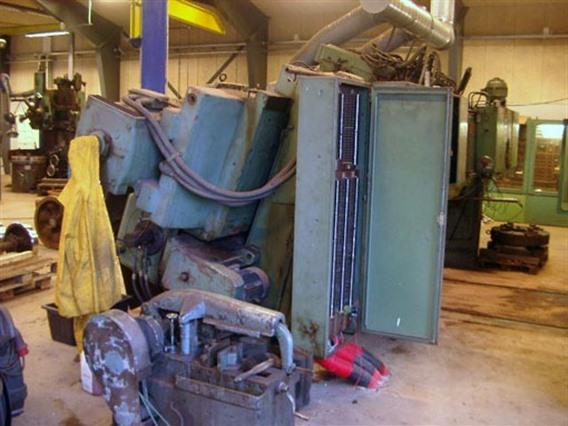 Hegenscheidt 165 Train wheel Lathe