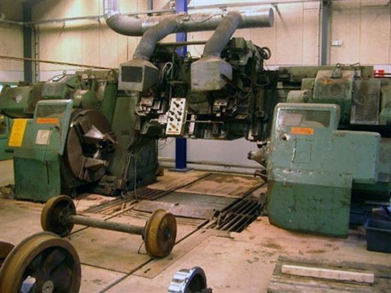 Hegenscheidt 165 Train wheel Lathe