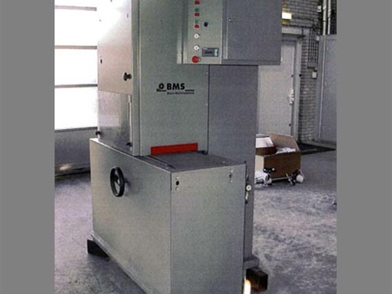 BMS 300 KB