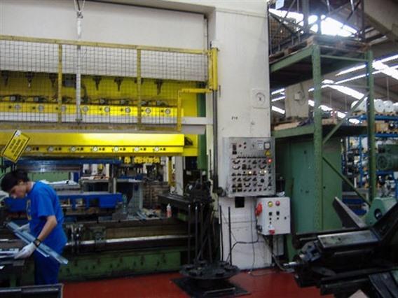 Benelli transfer press 250 ton - 10 steps