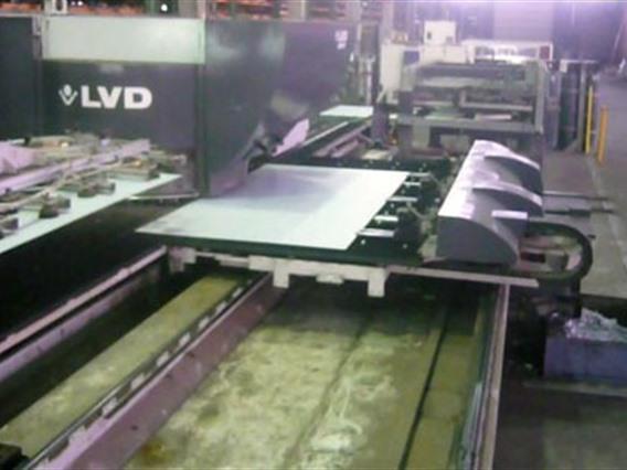 LVD Omega 30 Ton CNC