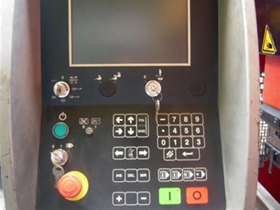 Amada HFE 100T x 3000 CNC 8 axes