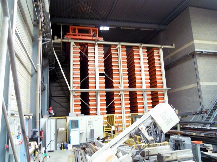 Used Storage & retrievel systems / Containers, ZM - Profile stacking ...