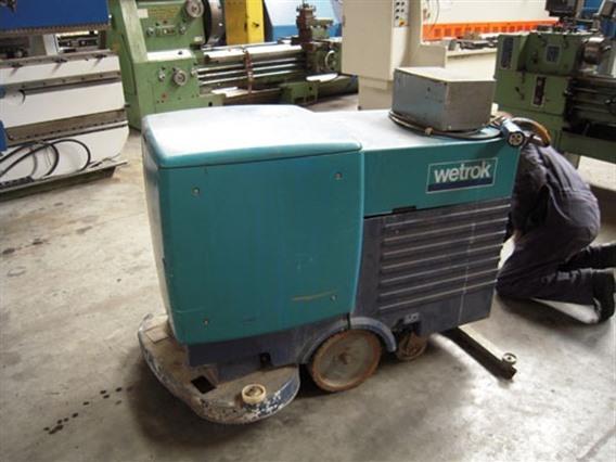 Wetrok Cleaning machine
