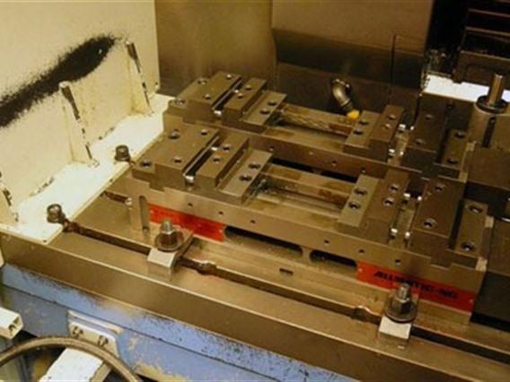 Mazak VTC 200 C CNC
