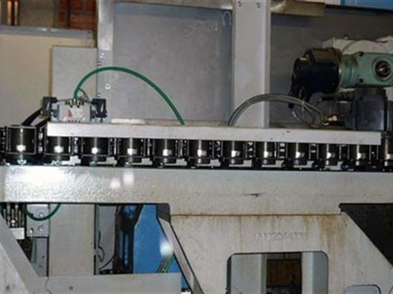Mazak VTC 200 C CNC