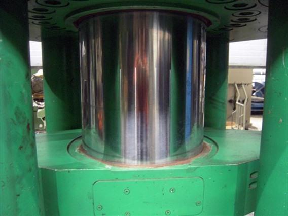 Imac  Forging 750 ton