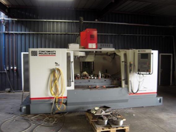 Cincinnati - Milacron Arrow 1500
