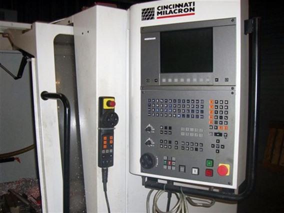 Cincinnati - Milacron Arrow 1500