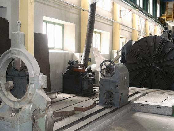 Schneider Ø 3300 x 7500 mm