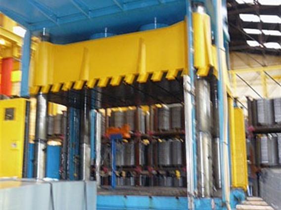 Gigant 400 T