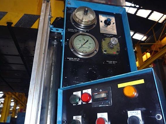 Gigant 400 T