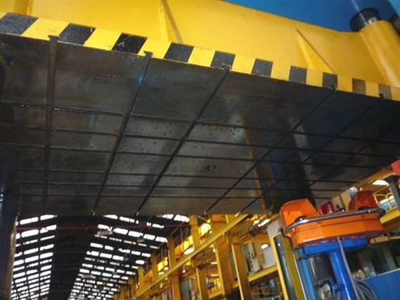 Gigant 400 T