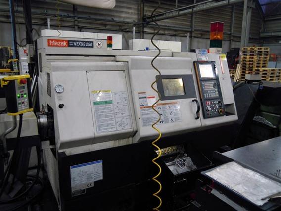 Mazak QTN 250 CNC + barfeeder