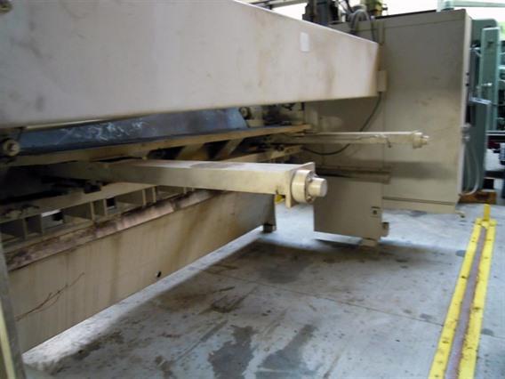 LVD MVB 3100 x 6.35 CNC