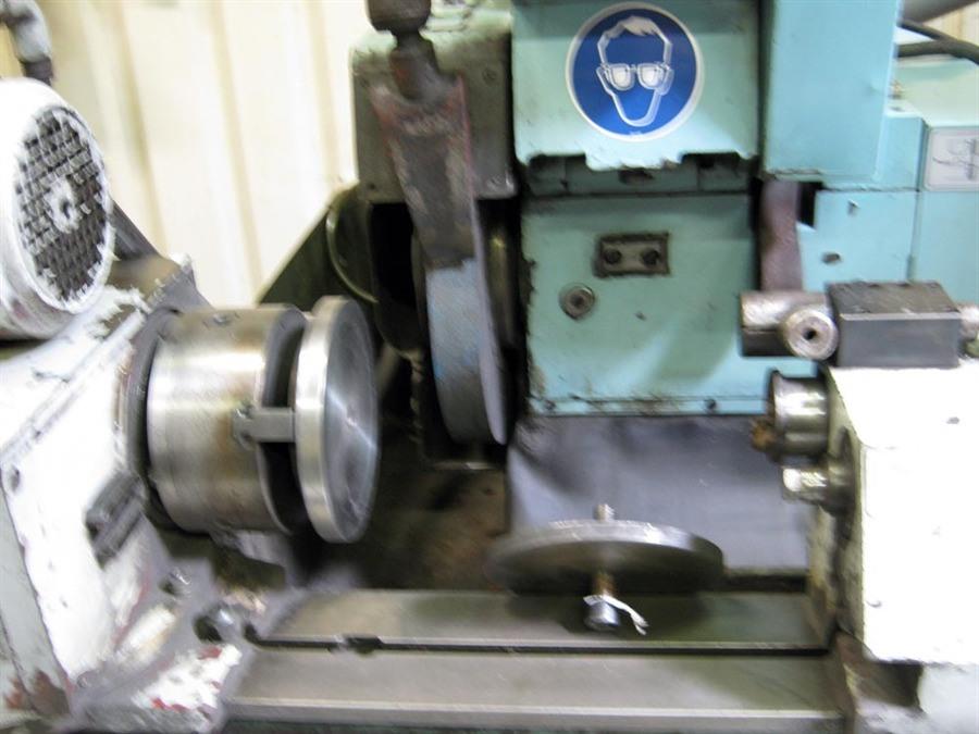 Tos Buaj 28 1000 O 280 X 1000mm Cylindrical Grinders N 5646 Tos Buaj 28 1000 O 280 X 1000mm Cylindrical Grinders N 5646