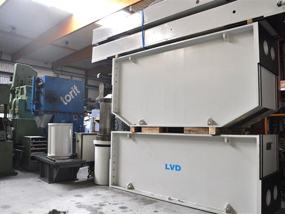 LVD 600 ton Dish end forming press