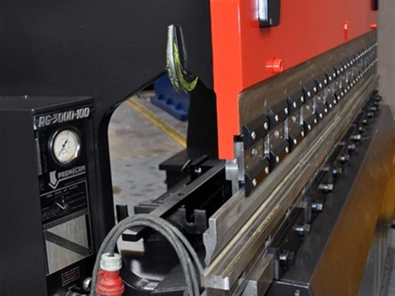 Amada Promecam RG 100T x 3000 mm