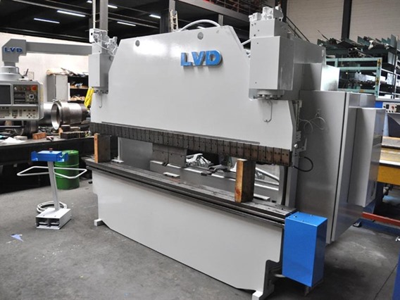 LVD PPEB 50T x 2500 mm CNC
