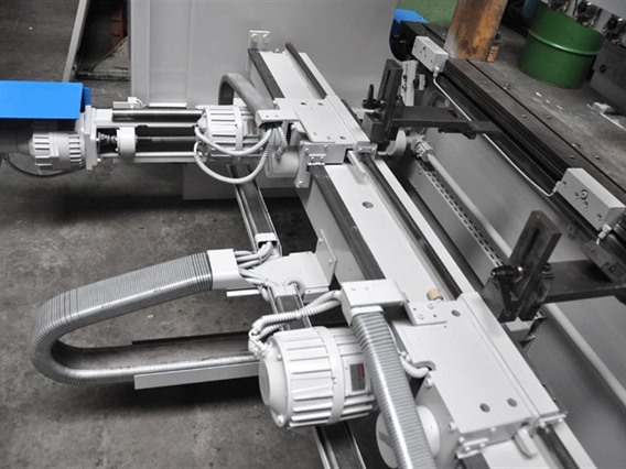 LVD PPEB 50T x 2500 mm CNC