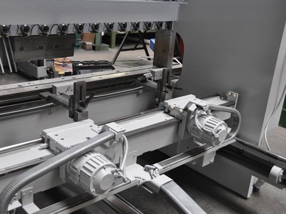 LVD PPEB 50T x 2500 mm CNC