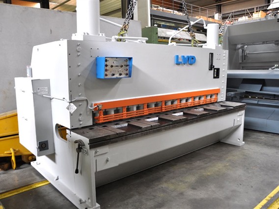 LVD MVC 3000 x 12 mm