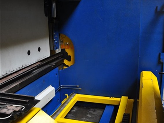 Colly-Bombled 160 T x 4050 mm CNC - 9 axes