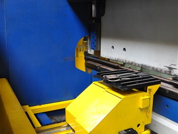 Colly-Bombled 160 T x 4050 mm CNC - 9 axes