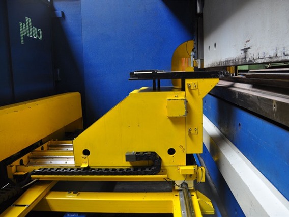 Colly-Bombled 160 T x 4050 mm CNC - 9 axes