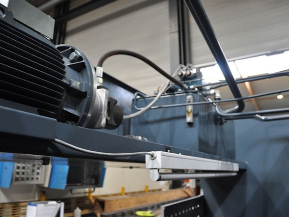Durma HAP 40200 200T x 4050 mm CNC