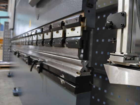 Durma HAP 40200 200T x 4050 mm CNC