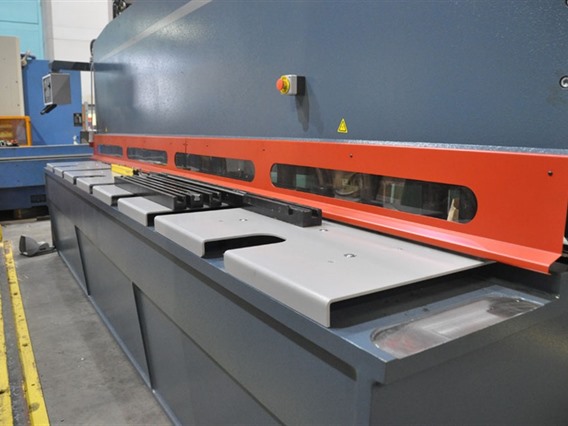 Durma SB 4006 NT 4100 x 6 mm CNC