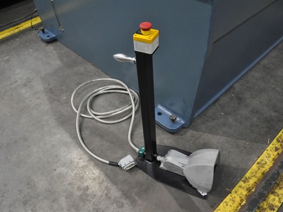 Durma SB 4006 NT 4100 x 6 mm CNC