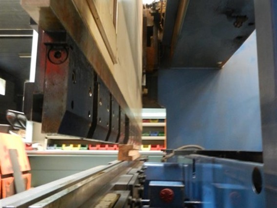 Mazak Apex 100 100T x 3000 mm CNC