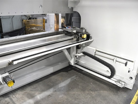 LVD PPEB 220 ton x 5070 mm Cadman-CNC