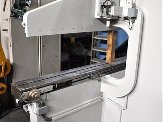 LVD PPEB 220 ton x 5070 mm Cadman-CNC