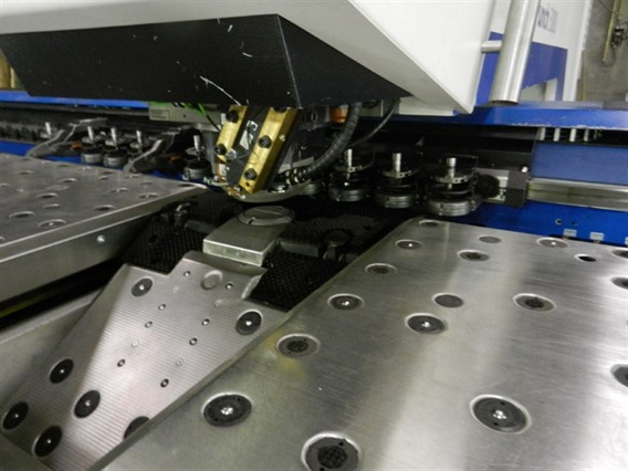 Trumpf TruPunch 3000 large format